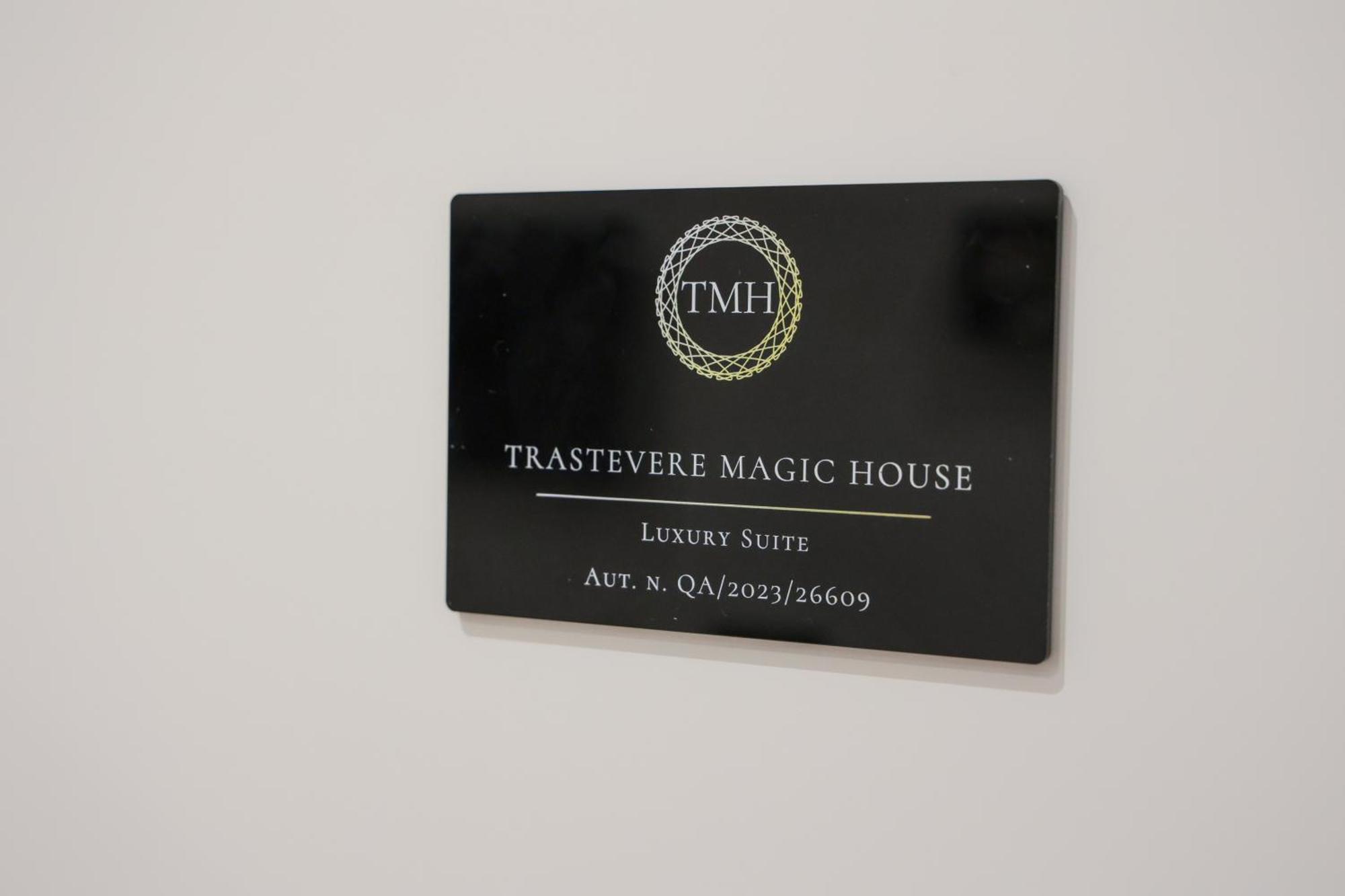 Trastevere Magic House Luxury Suite Rome Bagian luar foto